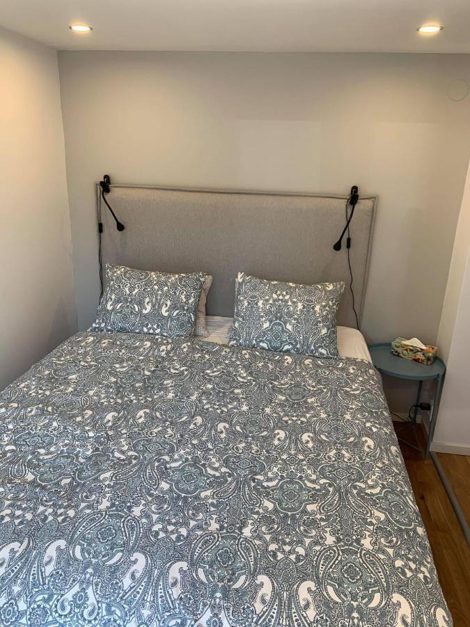 Nyrenoverat Kaellarlaegenhet Apartment Ljungskile Ngoại thất bức ảnh